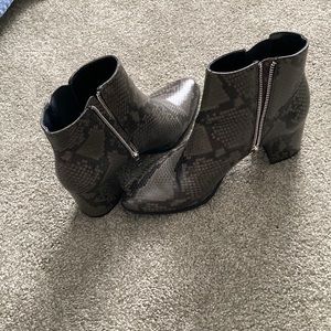 Ankle boots